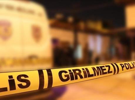Adana'da Korkunç Olay: 16 Yaşındaki Kız Annesini Bıçakladı