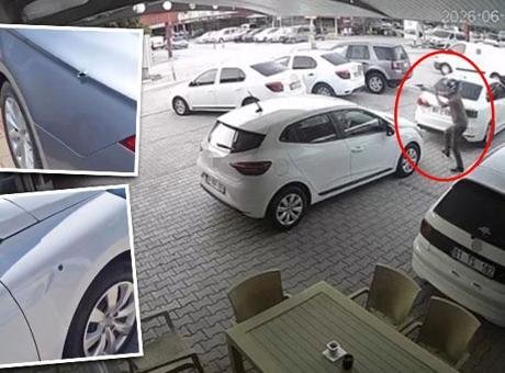 Adana'da Oto Galeriye Silahlı Saldırı: Araçlar Zarar Gördü