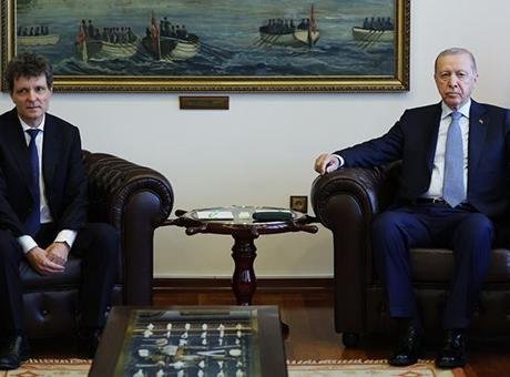 Cumhurbaşkanı Erdoğan, Romanya Lideri ile Tarihi Görüşme Gerçekleştirdi