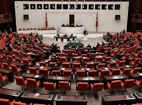 10 Milletvekilinin Dokunulmazlık Dosyaları Meclis'e Gönderildi