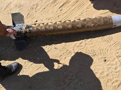 Çatalca'da Plajda Gizemli Askeri Mühimmat Bulundu