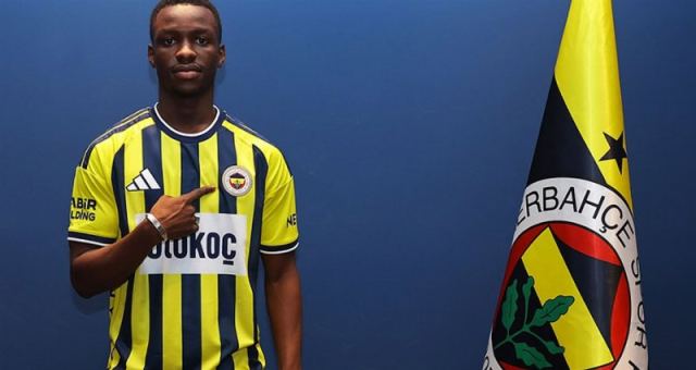 Fenerbahçe, Genç Yıldızı Amara Diouf ile Anlaşmaya Vardı