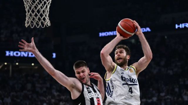 Fenerbahçe Beko, Basketbol Süper Ligi'nde Şampiyonluğa Ulaştı