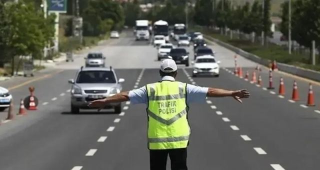 İstanbul'da Yarın Aşure Merasimi Nedeniyle Yol Kapatmaları
