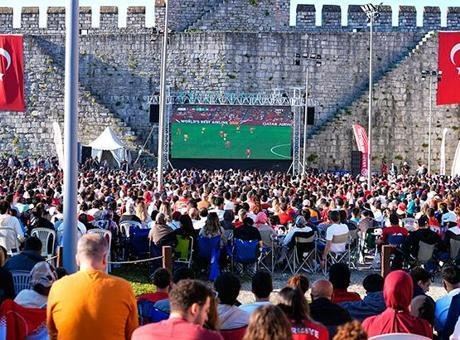 YKS İçin Tüm Türkiye'de Ekran Yayınları İptal Edildi!