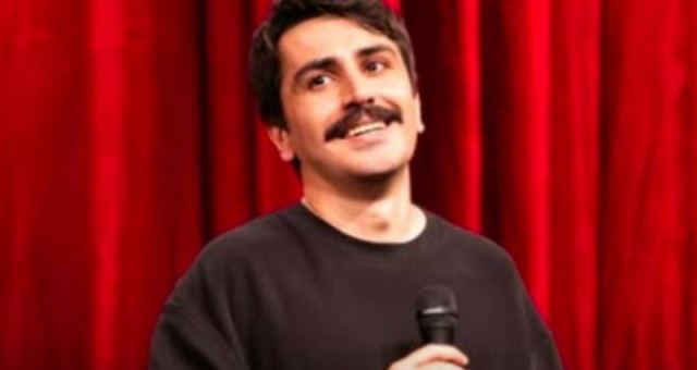 Deniz Göktaş'ın Stand-Up Gösterisine Erişim Engeli Geldi