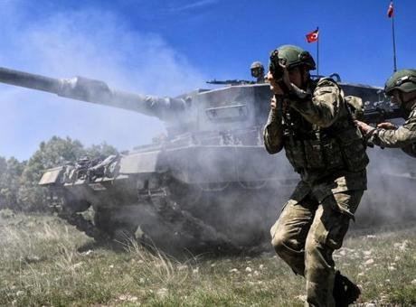 NATO Yetkilisinden Türkiye'ye Övgü: Savunma Kapasitesi Şaşırtıyor