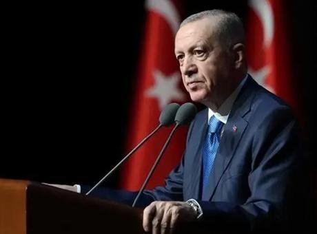 Cumhurbaşkanı Erdoğan'dan YKS'ye Girecek Öğrencilere Mesaj