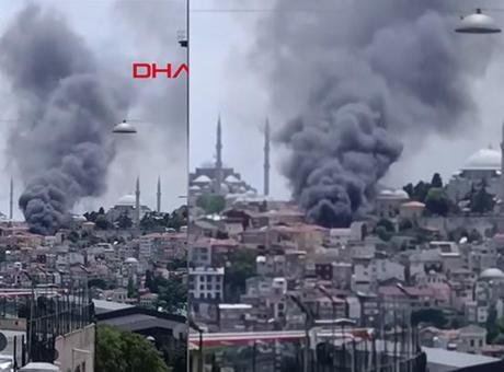Fatih'te Yangın: Motosiklet Dükkanından Binalara Sıçradı