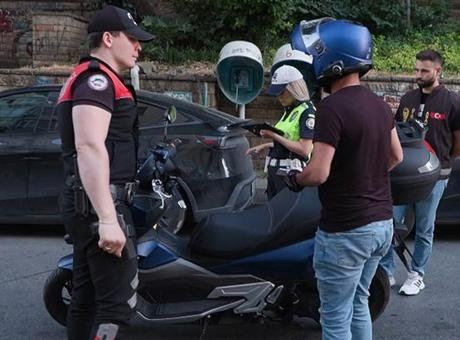 Alkollü Motosiklet Kullanımına Cezalar: Yeni Ehliyet 4 Günlük Oldu