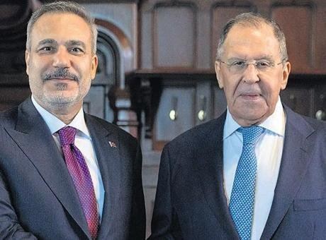 Hakan Fidan Moskova'da Lavrov ile Görüştü: Dünya İçin Kritik Mesajlar