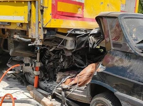 Samsun'da Feci Kaza: Park Halindeki TIR'a Çarpan Araçta İki Ölü