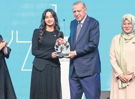 Cumhurbaşkanı Erdoğan: Gençlerimiz Geleceğimizin Temel Taşıdır