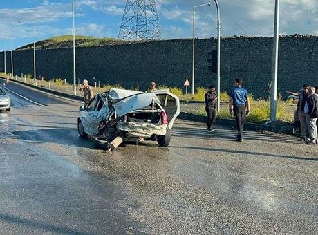 Ağrı'da Kamyonet Kazası: İki Yaralı ve Soruşturma Başlatıldı