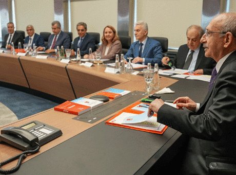 CHP'de 26 İlde Görev Değişikliği: 7 İl Başkanı Disipline Sevk Edildi