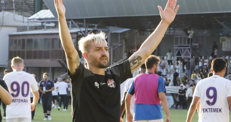 Caner Erkin Futbol Kariyerine Veda Etti: Duygusal Açıklama