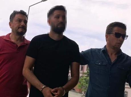 Bursa'da sokakta bıçaklı kavga: Enişte ağır yaralı, şüpheli yakalandı
