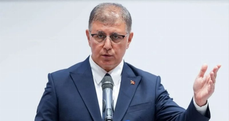 Cemil Tugay'ın İstifası: CHP'deki Gelişmelerin Perde Arkası