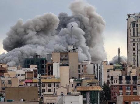 Orta Doğu'da Gelişmeler: ABD'den İran'a Hedefli Saldırılar