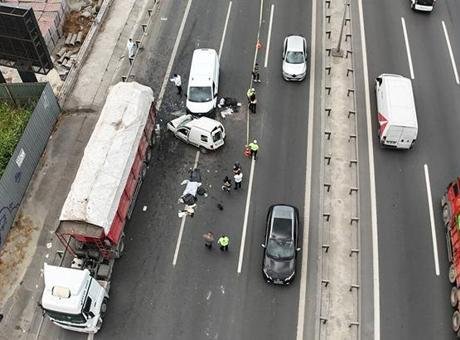 Bahçelievler'de Zincirleme Kaza: 1 Ölü, Trafik Felç Oldu