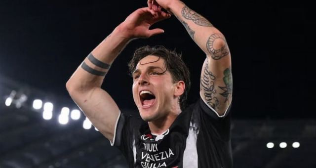 Zaniolo'nun Udinese ile Sözleşme Uzatma Sevinci