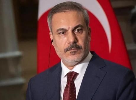 Hakan Fidan'dan Eski Katar Emiri İçin Taziye Mesajı