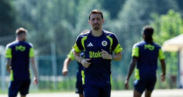 Mert Hakan Yandaş'ın Fenerbahçe'deki Geleceği Belirlendi