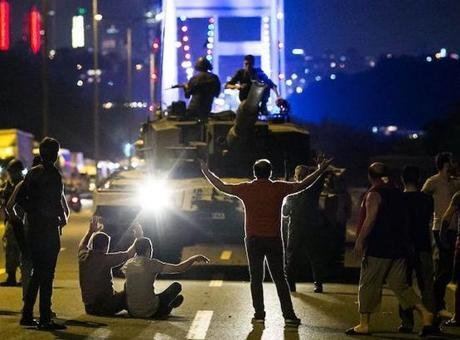 15 Temmuz'da Yazan Kahramanlık Destanı: Siyasi Liderlerin Mesajları