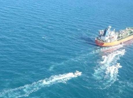 Umman Açıklarında Tanker Vuruldu: Olayın Ayrıntıları Neler?