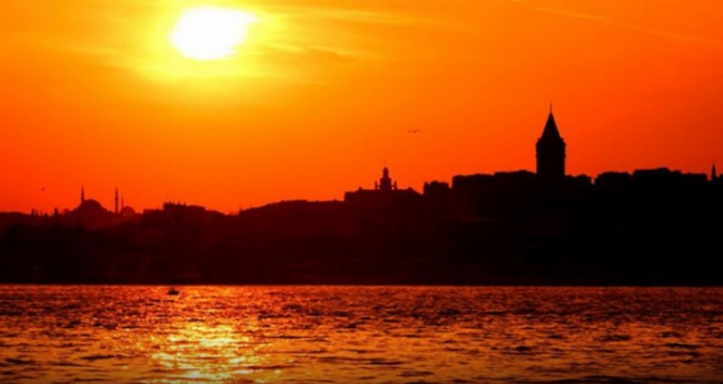 İstanbul'da Sıcak Hava Dalgası Yolda: Ne Zaman Geliyor?