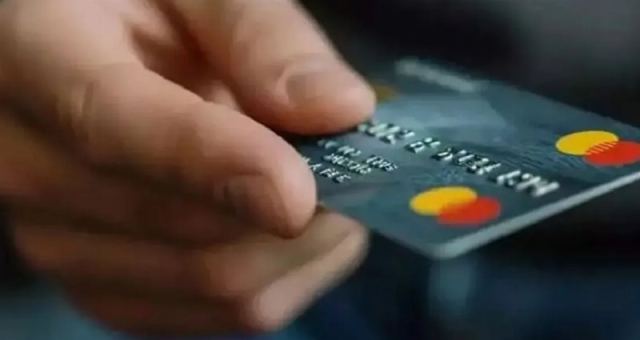 Kredi Kartı Düzenlemeleri: Yeni Yasa ile Neler Değişti?