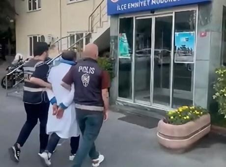 Kağıthane'de Türk Bayrağını Sökerek Yere Atan Şüpheli Tutuklandı