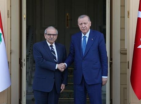 Cumhurbaşkanı Erdoğan'dan Lübnan Başbakanı Selam'a Anlamlı Hediye