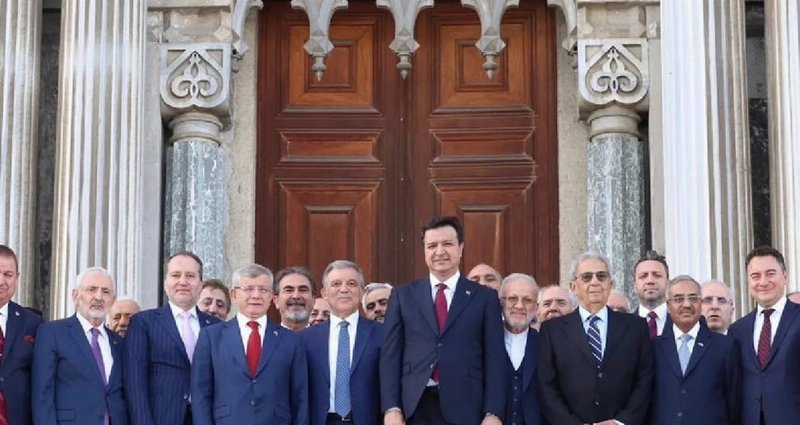 Ali Babacan'dan Yeni İttifak Açıklaması: Hedefler ve Partiler