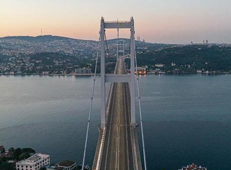 15 Temmuz Şehitler Köprüsü, Koşunun Ardından Yeniden Açıldı