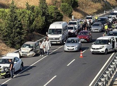 Tekirdağ'da Zincirleme Kaza: 7 Araç Çarpıştı, 1 Yaralı