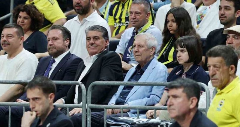 Süper Lig'de Dev Takas: Beşiktaş ve Fenerbahçe Pazarlıkta