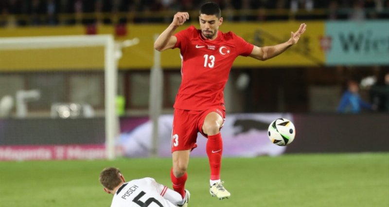 Cenk Özkaçar İçin Transfer Mücadelesi Kızışıyor