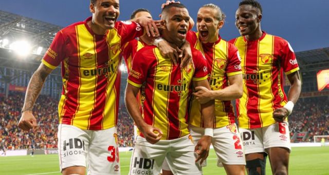Göztepe, Galatasaray'ın Hedefindeki Yıldız İçin Ne Karar Aldı?