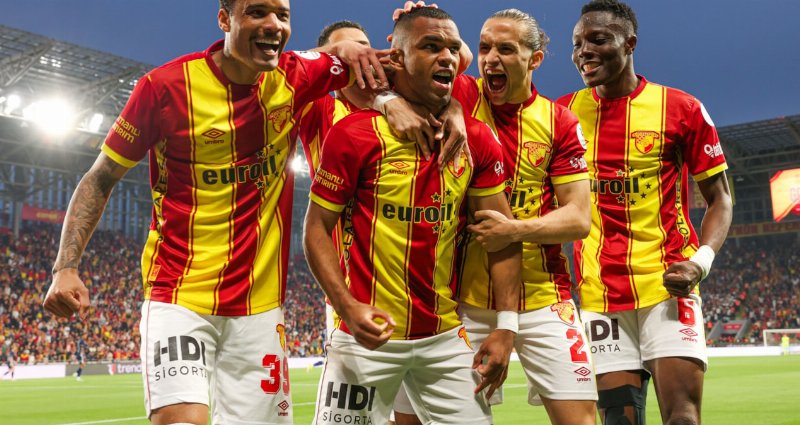 Göztepe, Galatasaray'ın Hedefindeki Yıldız İçin Ne Karar Aldı?