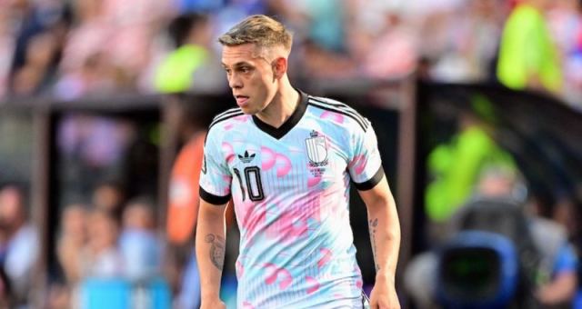 Trossard Beşiktaş'a odaklandı, Arabistan tekliflerini reddetti!