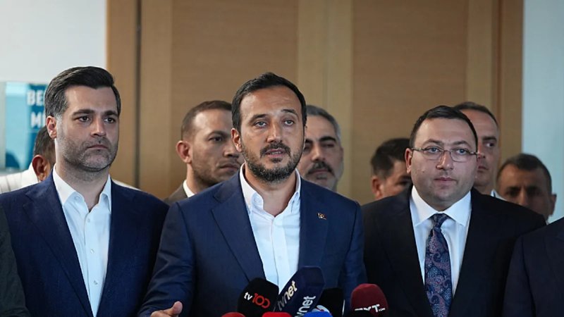 Özdemir: Üsküdar'da Hizmet İçin Yeni Bir Dönem Başlıyor