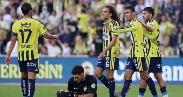 Fenerbahçe, Eyüpspor'u 8-0 ile mağlup ederek tarih yazdı