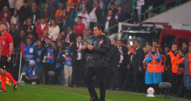 Montella'nın geleceği A Milli Takım'ın sonuçlarına bağlı