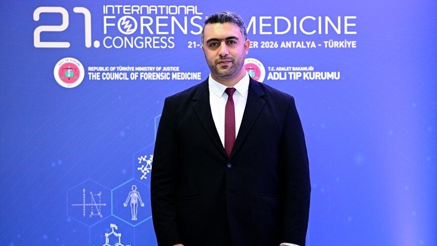 Miktad, Gazze'ye dönemeyip İstanbul'da yardım faaliyetlerinde görev alıyor
