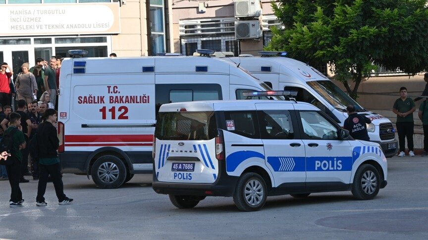 Turgutlu'da okul yakınındaki saldırıya ilişkin 10 şüpheli adliyede