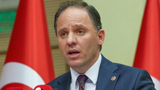 Yavuzyılmaz, fon soruşturmasında siyasi ayakları biliyor iddiasında