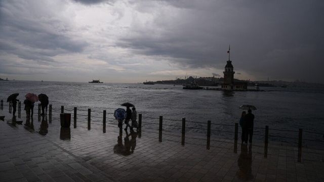 İstanbul için şiddetli yağış uyarısı geldi