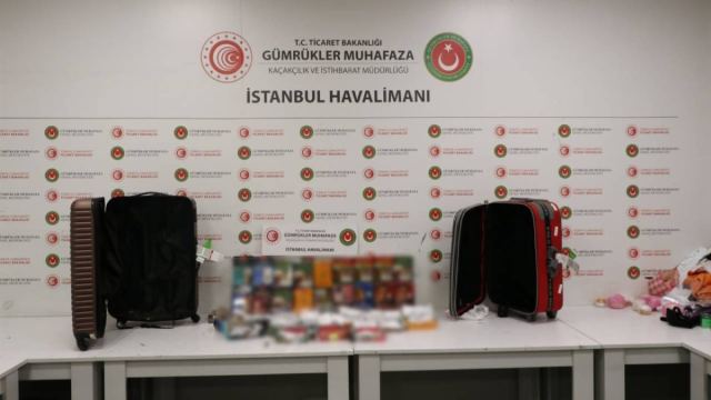 İstanbul Havalimanı'nda 20 kilo metamfetamin ele geçirildi