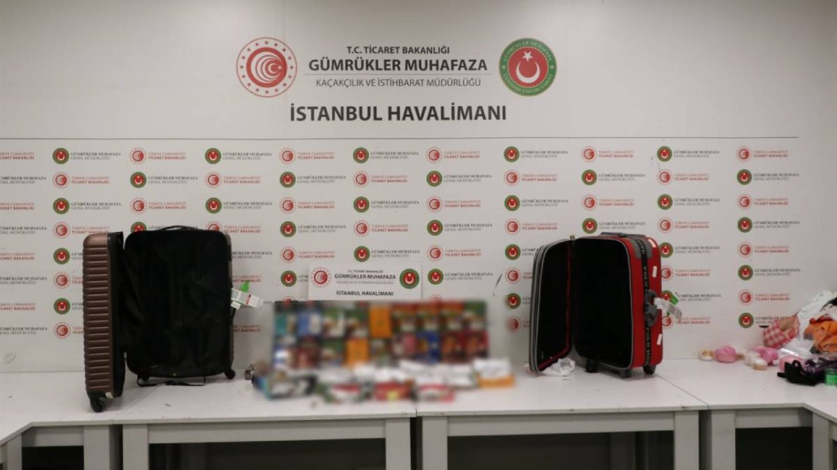 İstanbul Havalimanı'nda 20 kilo metamfetamin ele geçirildi